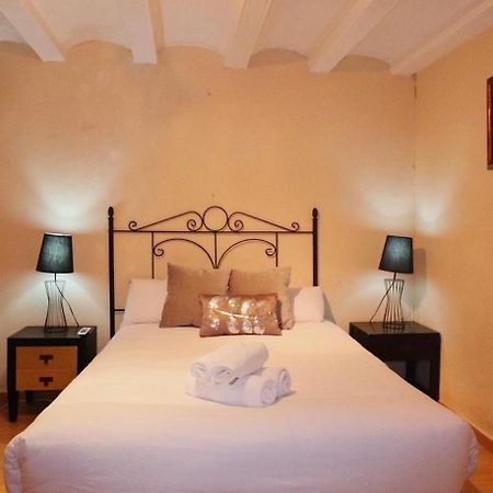 Private Rooms In City Center Barcelona Exteriör bild